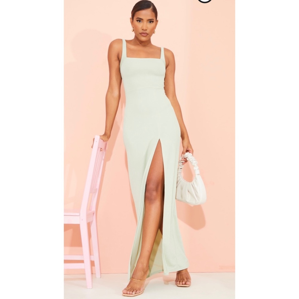 PRETTY LITTLE THING MAXI DRESS